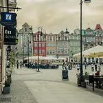 アパート Old Town Centrum ポズナン